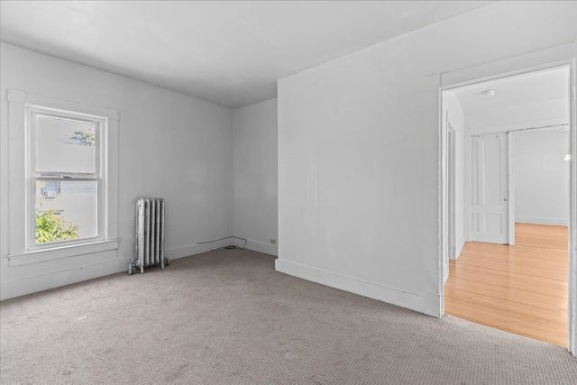 21 Hyde Street, Burlington, VT 05401
