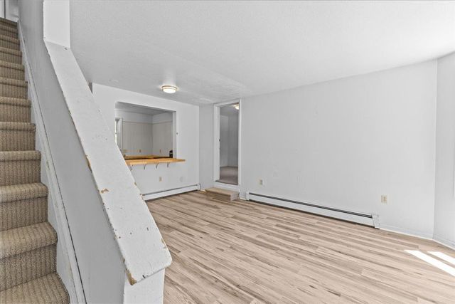 21 Hyde Street, Burlington, VT 05401