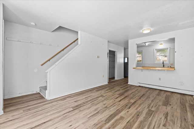 21 Hyde Street, Burlington, VT 05401