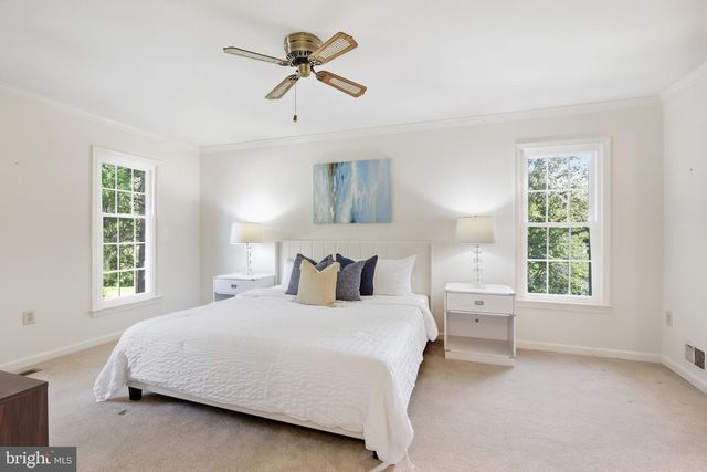 7610 GRALNICK PL, Springfield, VA 22153