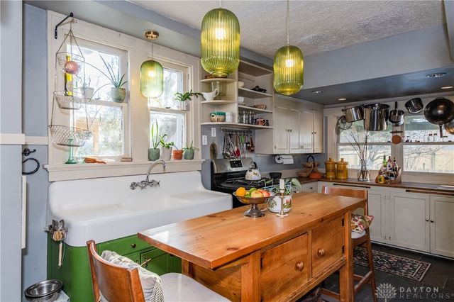 1225 Pursell Avenue, Dayton, OH 45420