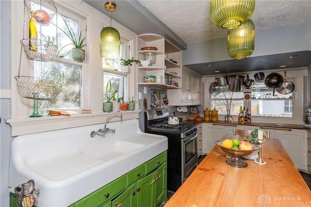 1225 Pursell Avenue, Dayton, OH 45420