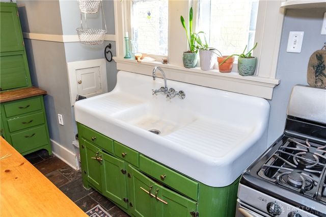 1225 Pursell Avenue, Dayton, OH 45420