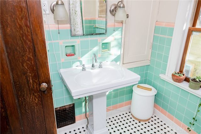 1225 Pursell Avenue, Dayton, OH 45420