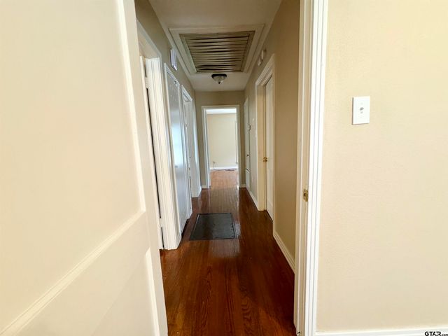 1931 S Wiley, Tyler, TX 75701