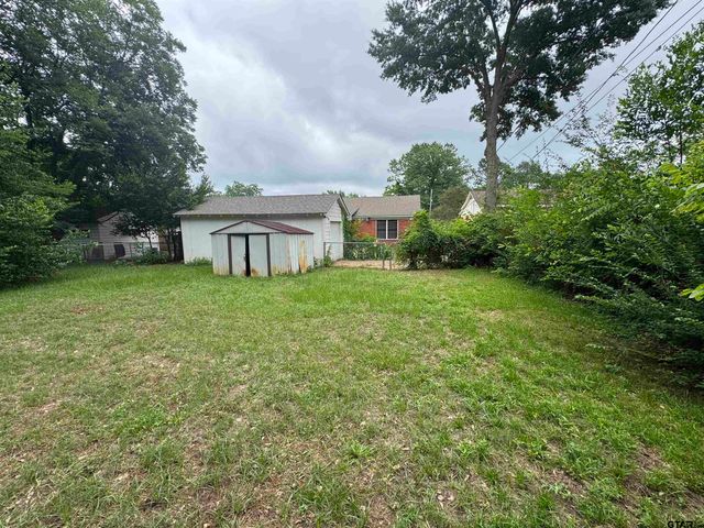 1931 S Wiley, Tyler, TX 75701