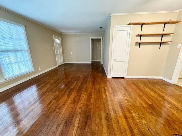 1931 S Wiley, Tyler, TX 75701