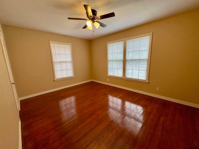1931 S Wiley, Tyler, TX 75701