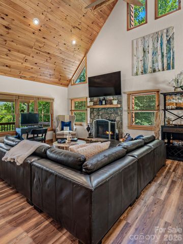 59 W Canoe Creek Drive 3, Tuckasegee, NC 28783