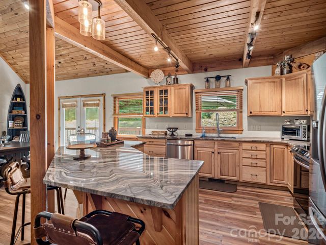 59 W Canoe Creek Drive 3, Tuckasegee, NC 28783