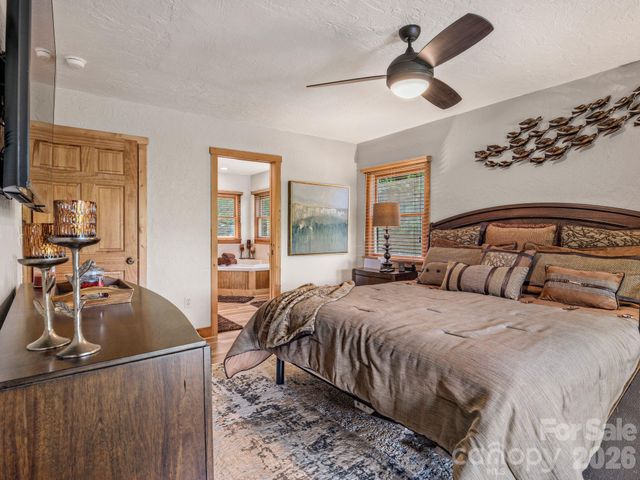 59 W Canoe Creek Drive 3, Tuckasegee, NC 28783