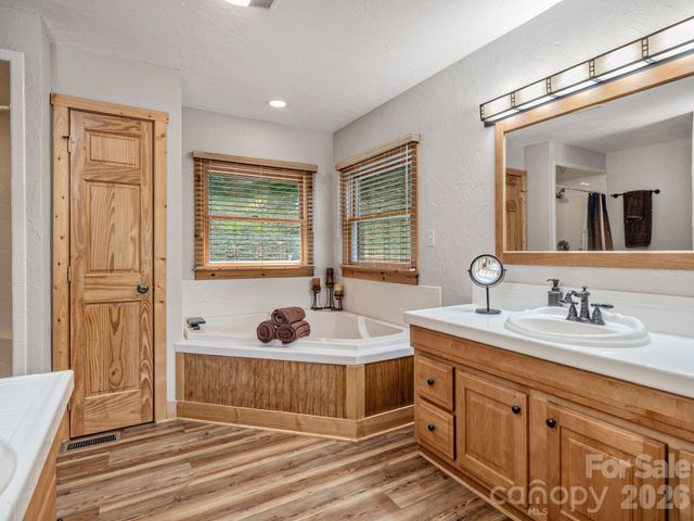 59 W Canoe Creek Drive 3, Tuckasegee, NC 28783