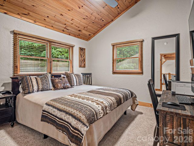 59 W Canoe Creek Drive 3, Tuckasegee, NC 28783