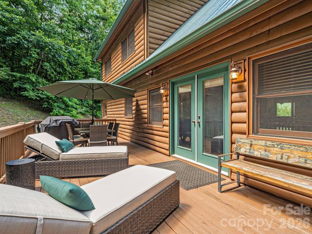 59 W Canoe Creek Drive 3, Tuckasegee, NC 28783