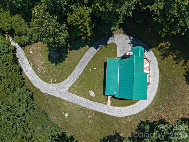 59 W Canoe Creek Drive 3, Tuckasegee, NC 28783