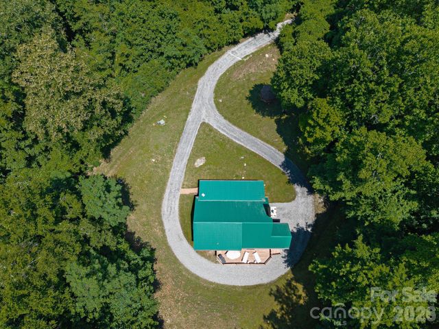59 W Canoe Creek Drive 3, Tuckasegee, NC 28783