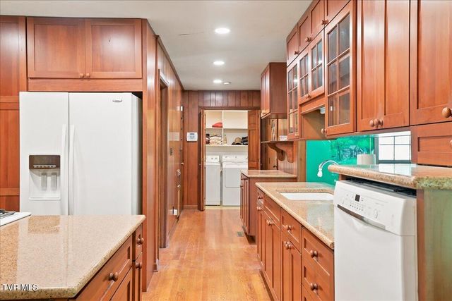 404 Cowan Drive, Rogersville, TN 37857