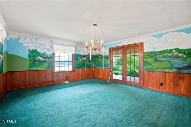 404 Cowan Drive, Rogersville, TN 37857