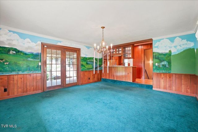 404 Cowan Drive, Rogersville, TN 37857
