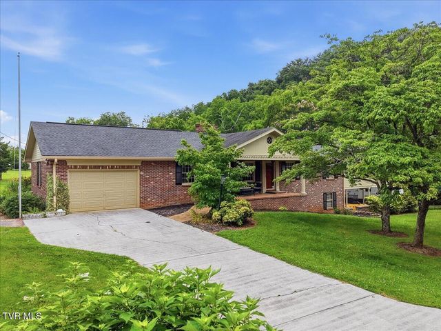 404 Cowan Drive, Rogersville, TN 37857
