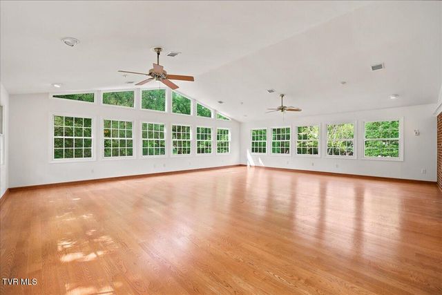 404 Cowan Drive, Rogersville, TN 37857
