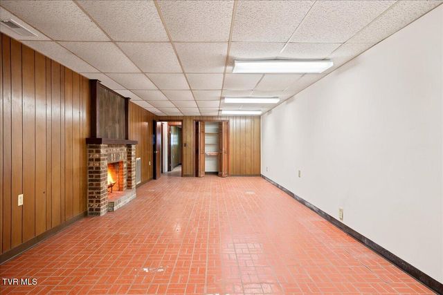 404 Cowan Drive, Rogersville, TN 37857