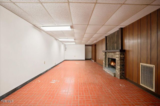 404 Cowan Drive, Rogersville, TN 37857