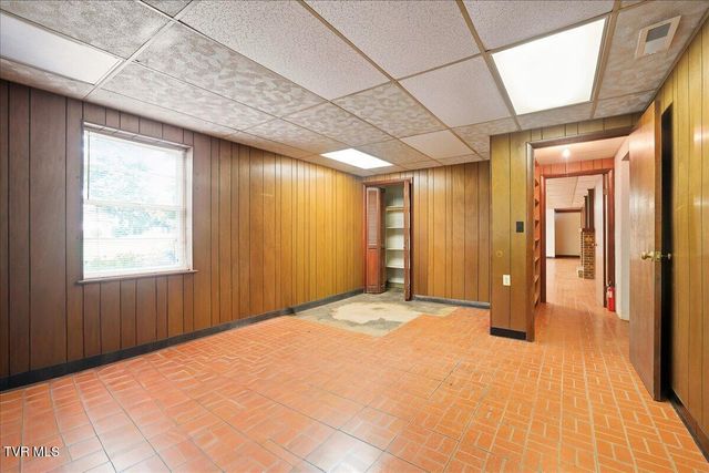 404 Cowan Drive, Rogersville, TN 37857