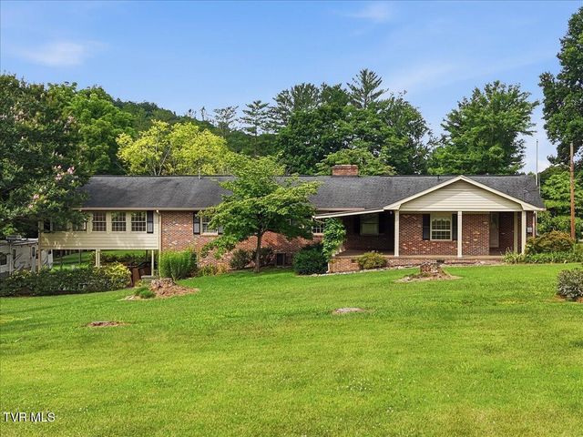 404 Cowan Drive, Rogersville, TN 37857