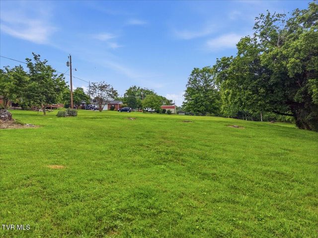 404 Cowan Drive, Rogersville, TN 37857
