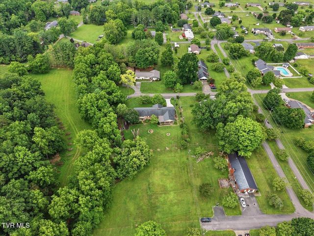 404 Cowan Drive, Rogersville, TN 37857