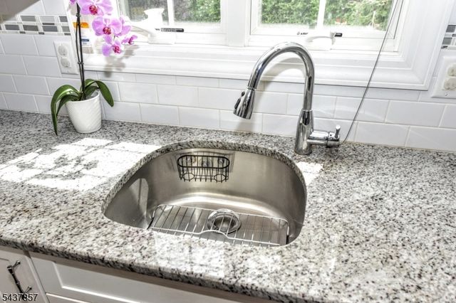 451 Springfield Ave 111, Hasbrouck Heights Boro, NJ 07604
