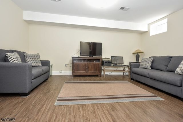 451 Springfield Ave 111, Hasbrouck Heights Boro, NJ 07604