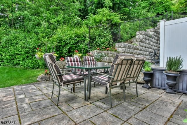 451 Springfield Ave 111, Hasbrouck Heights Boro, NJ 07604