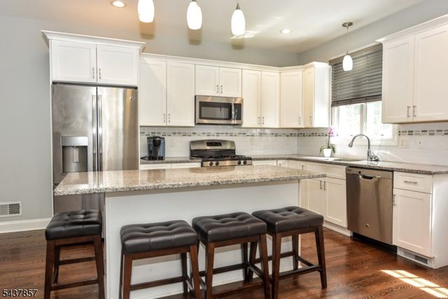 451 Springfield Ave 111, Hasbrouck Heights Boro, NJ 07604