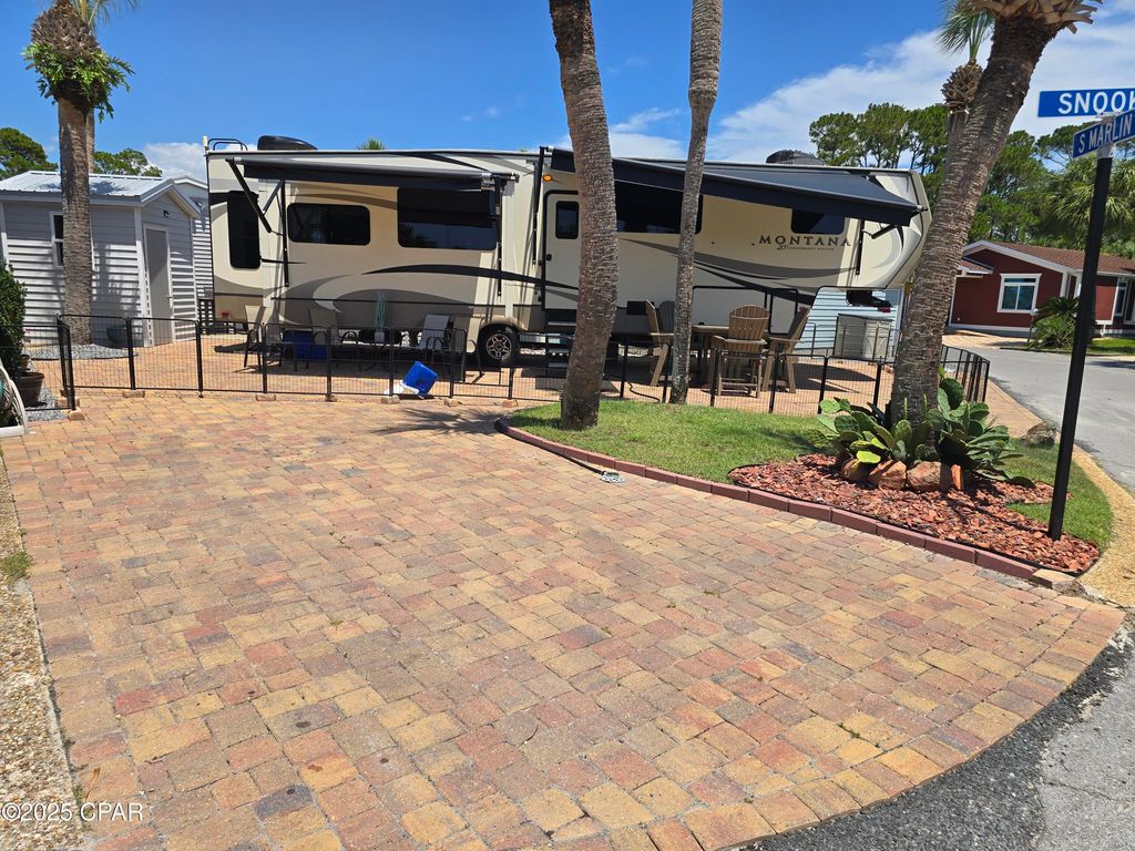 437 S Marlin Drive, Panama City Beach, FL 32408