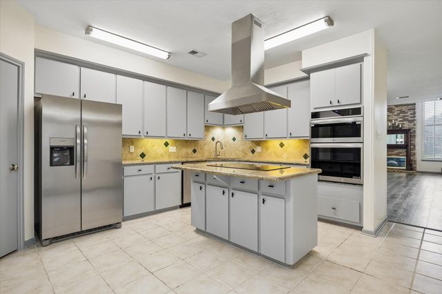 727 Bunker Hill Road 92, Houston, TX 77024
