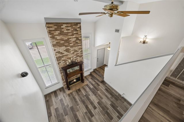 727 Bunker Hill Road 92, Houston, TX 77024