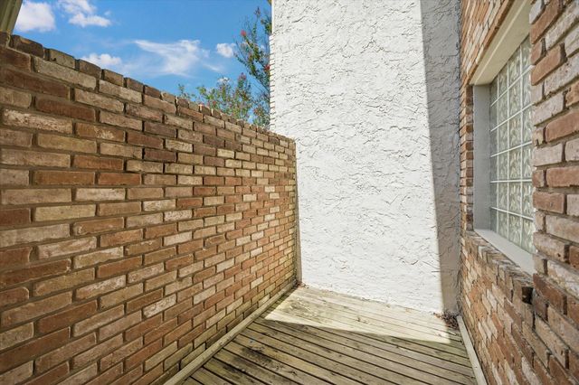 727 Bunker Hill Road 92, Houston, TX 77024