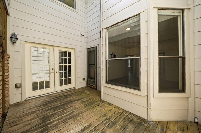 727 Bunker Hill Road 92, Houston, TX 77024
