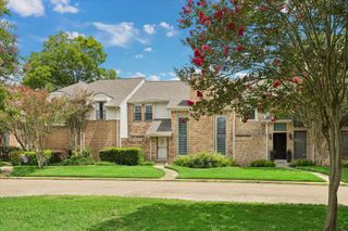 727 Bunker Hill Road 92, Houston, TX 77024