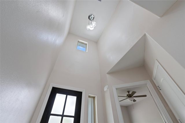 201 W Ellaine Avenue, Pasadena, TX 77506