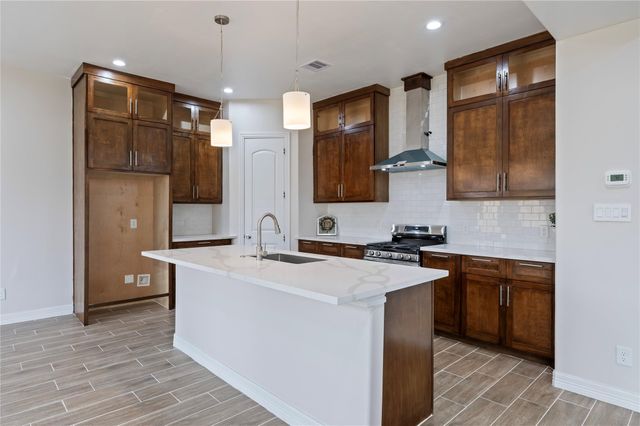 201 W Ellaine Avenue, Pasadena, TX 77506