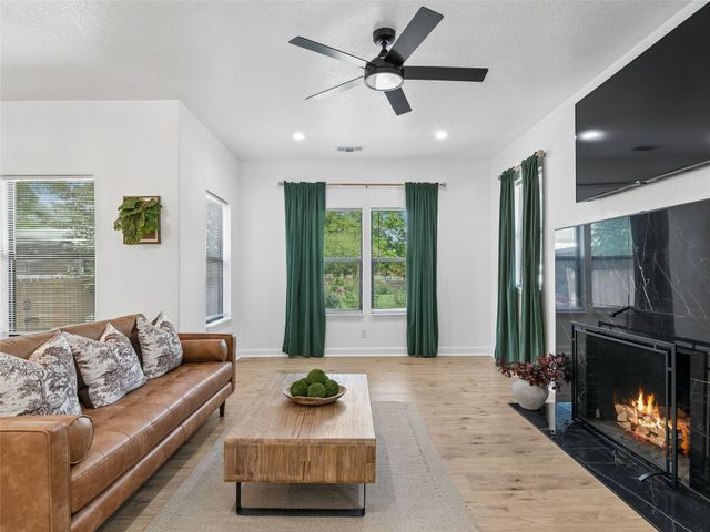 776 Butcher ST, New Braunfels, TX 78130