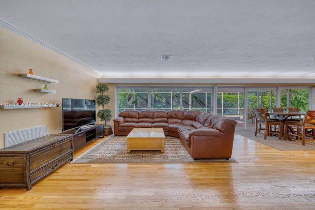 13400 SW 78th Ct, Pinecrest, FL 33156