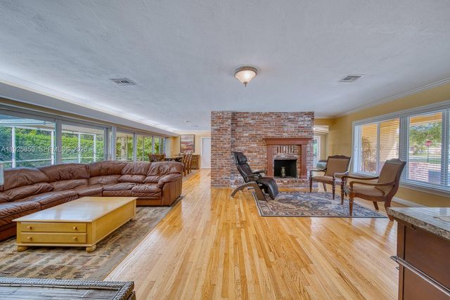 13400 SW 78th Ct, Pinecrest, FL 33156