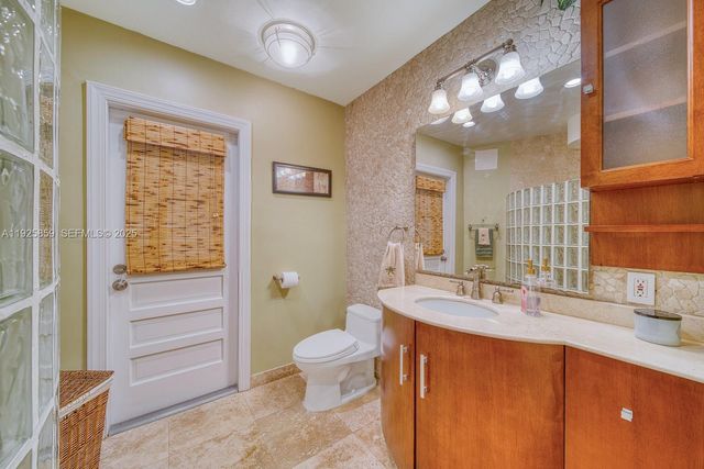 13400 SW 78th Ct, Pinecrest, FL 33156