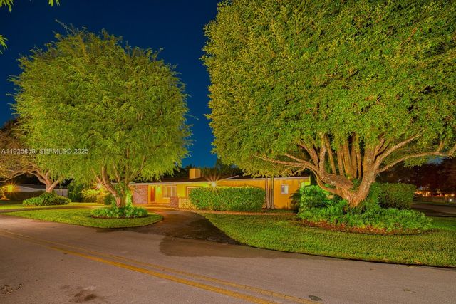 13400 SW 78th Ct, Pinecrest, FL 33156