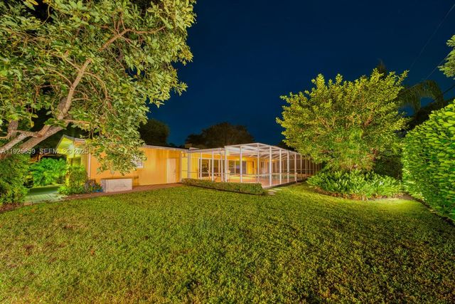 13400 SW 78th Ct, Pinecrest, FL 33156