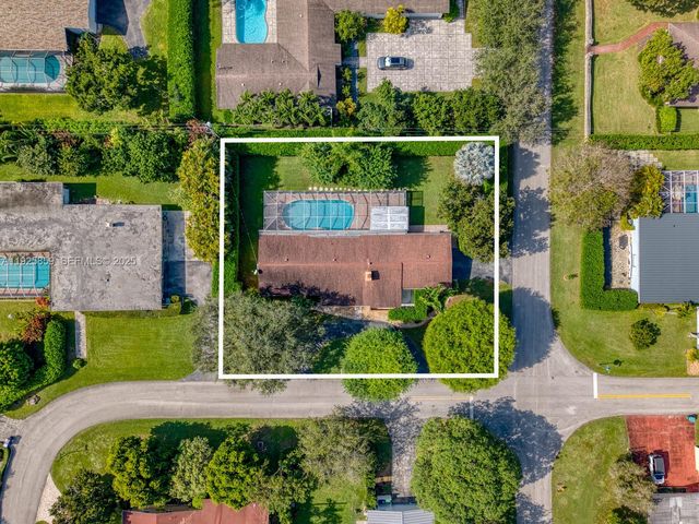 13400 SW 78th Ct, Pinecrest, FL 33156
